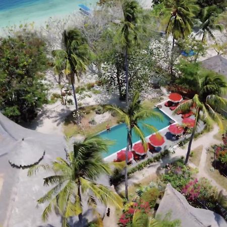 Amahelia Luxury Resort & Restaurant - Gili Asahan Exterior foto