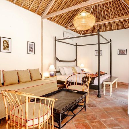 Amahelia Luxury Resort & Restaurant - Gili Asahan Exterior foto