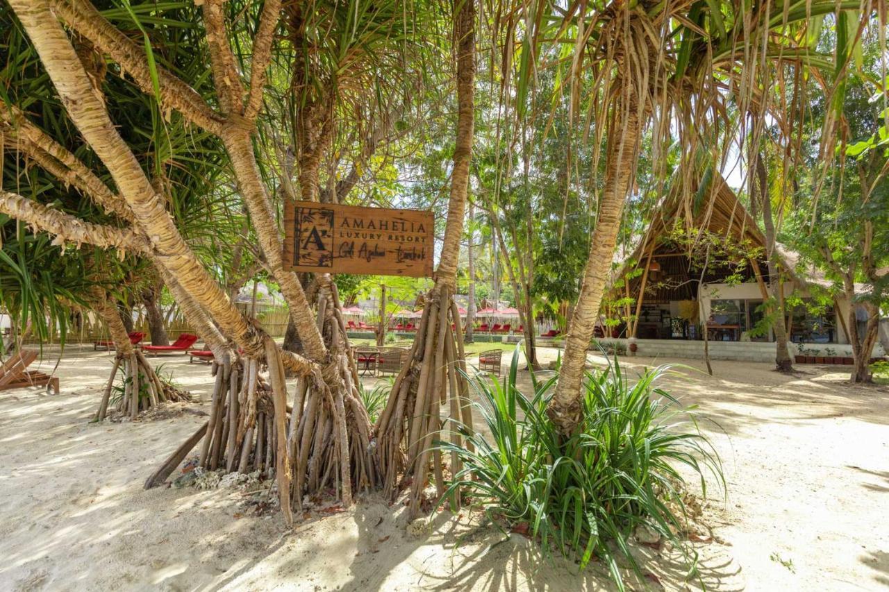 Amahelia Luxury Resort & Restaurant - Gili Asahan Exterior foto