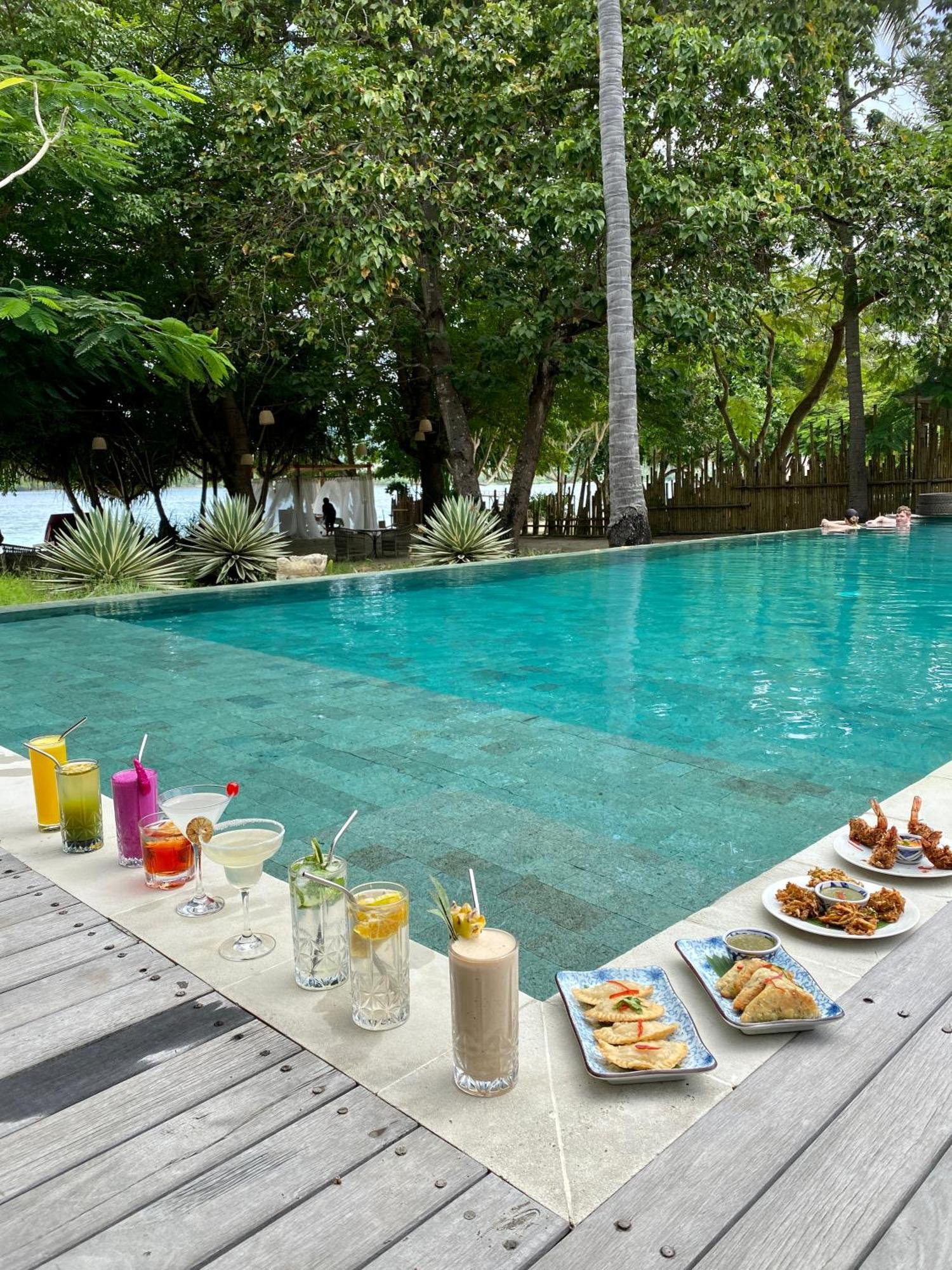 Amahelia Luxury Resort & Restaurant - Gili Asahan Exterior foto